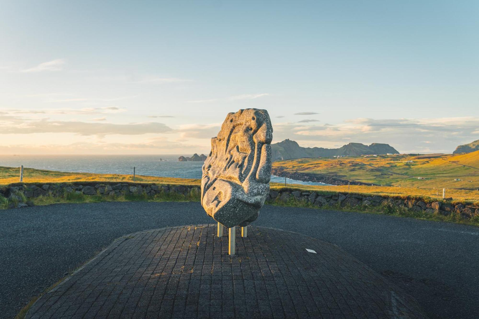 Westman Islands Inn Vestmannaeyjar Bagian luar foto
